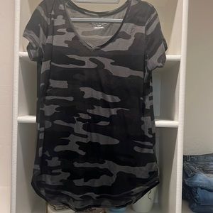 Cotton camo v neck t shirt